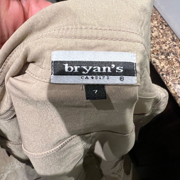 Jacket - Picture 3 of 4